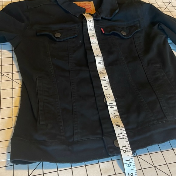 Levi’s black denim Jean jacket size medium youth - Picture 6 of 9